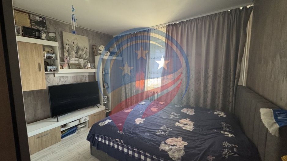 Apartament 3 camere decomandat Craiovita Noua-Scoala nr. 33 - Poză 3