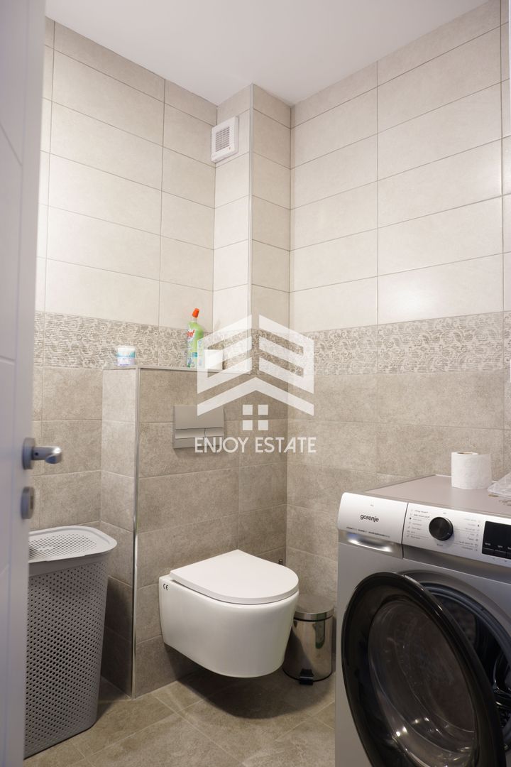 Apartament pe 3 niveluri, terasa, curte si 2 locuri parcare - Poză 9