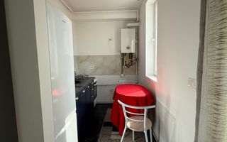 Inchiriez apartament cu o camera in Dumbravita - Poză 7