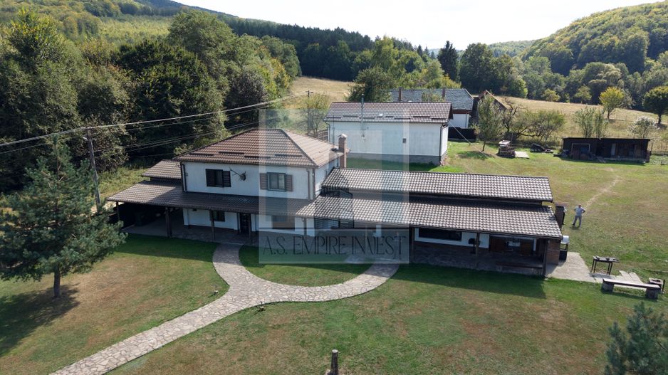 Complex Turistic activ,  2 lacuri ,teren 16800 mp -zona Valea Dobârlău - Poză 1
