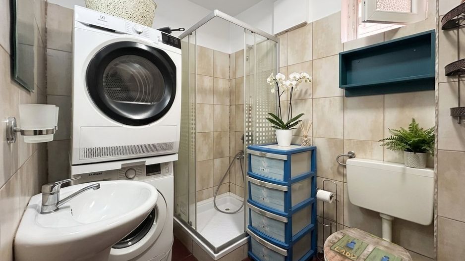 2 camere cu gradina de 35mp + parcare inclusa - Poză 8