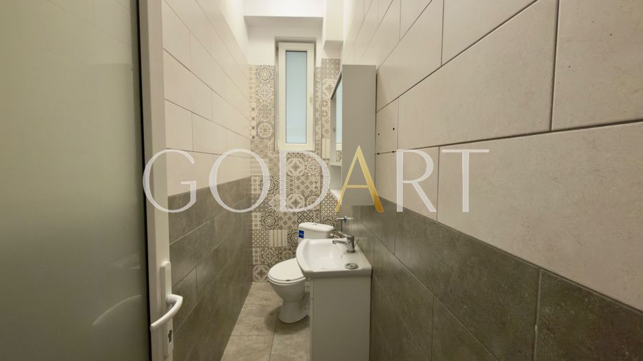 Vila spatioasa | Complet renovată | Central - Poză 26
