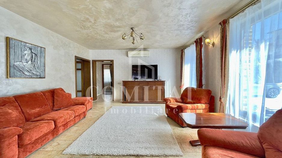 Vilă cu 6 camere de închiriat în cartierul Faget - Poză 3