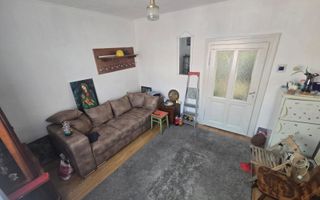 Apartament la casa | 2 camere | 59 MP | Pivnita | Centru - Poză 1