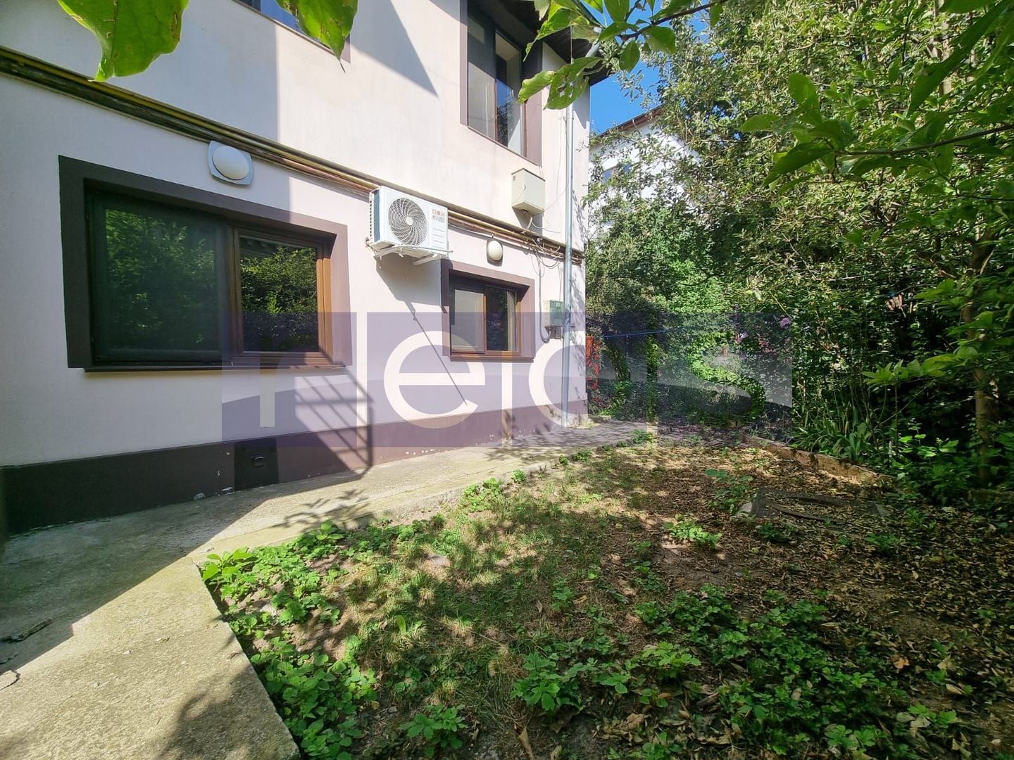 VANZARE CASA 5 CAMERE+ TEREN 300m | ZONA TIMPURI NOI - Poză 1