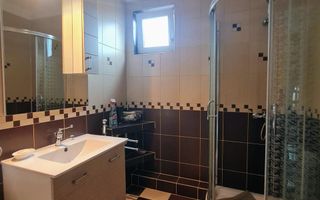 Casa D+P+E  zona Garii Oradea - Poză 6