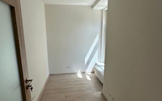 Spatii de birouri Ultracentral suprafață  de 34 mp - Poză 3
