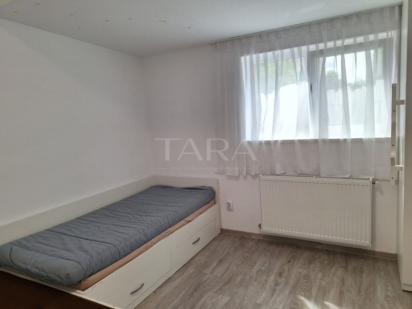 Apartament cu 4 Camere, Europa,  Parcare Subterană. - Poză 11