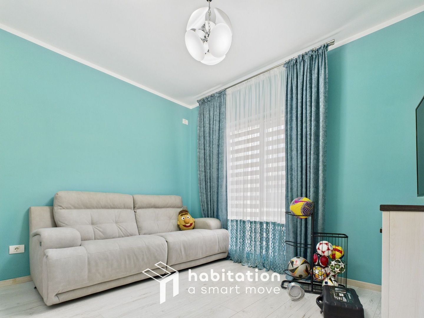 Casă patru camere în locație privilegiatǎ în Dumbrăvița - Poză 18