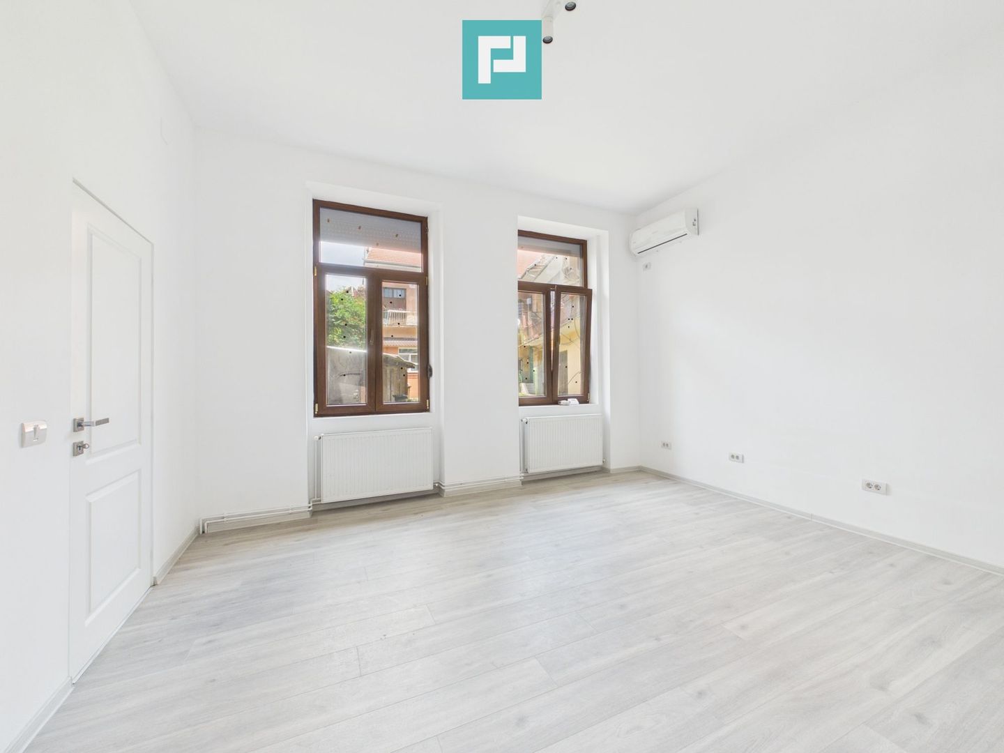 Apartament o cameră, parter, Parcul Reconcilierii - Poză 5