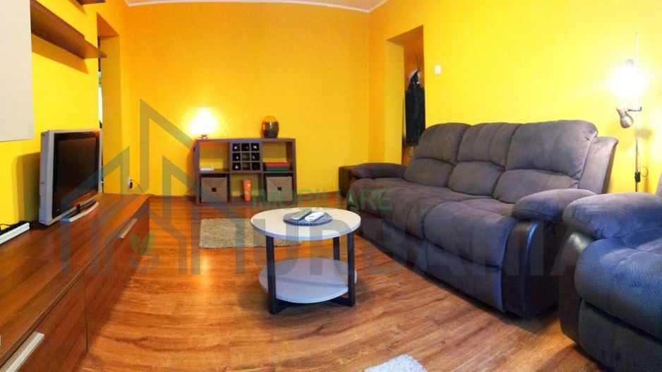 Apartament 3 camere, Podu Roș (1001 Articole) – renovat, 2 balcoane, 10 min de Palas - Poză 2