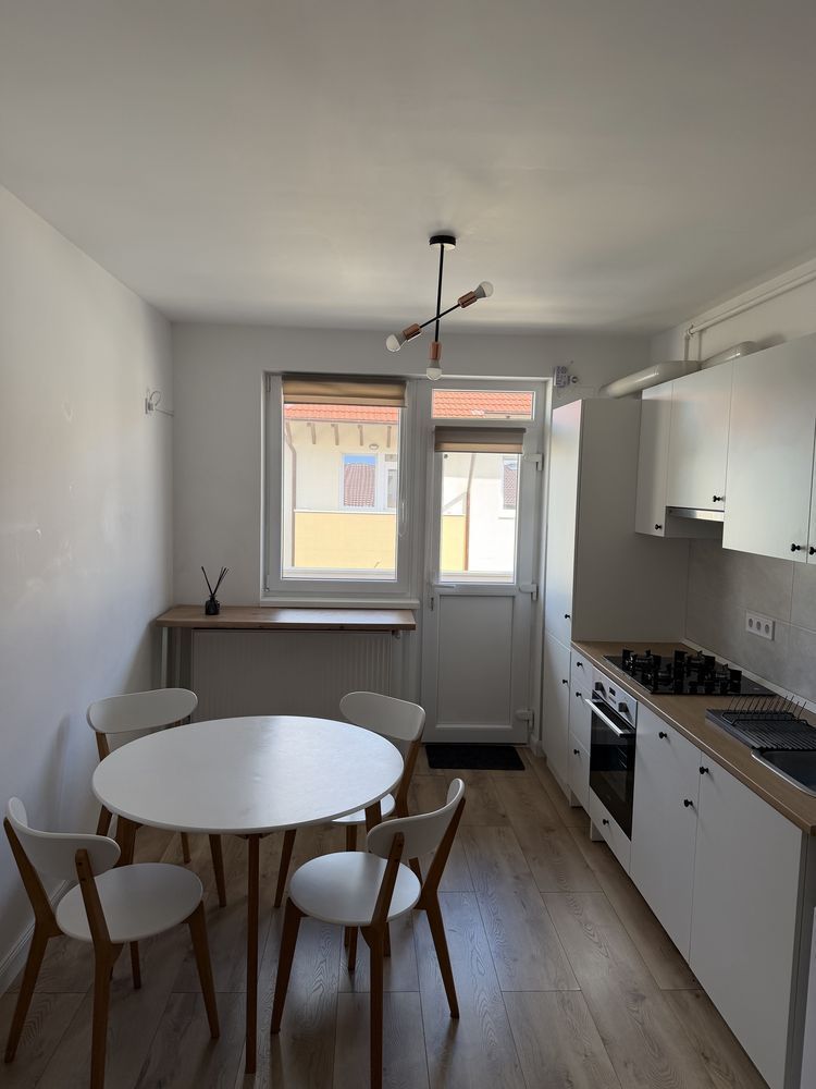 Inchiriez Apartement Bloc Nou - Poză 4