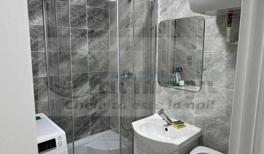 Camera de camin cu baie proprie  - in spate la JUMBO- pret 30000 euro - Poză 6