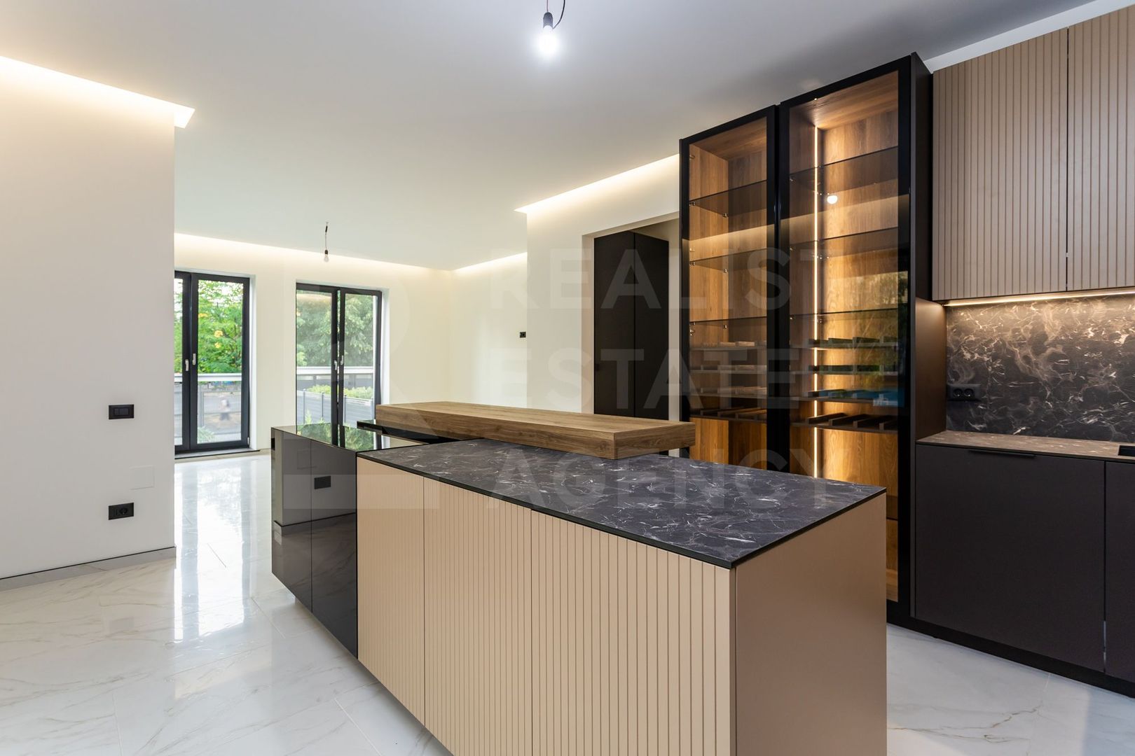 Chirie, casă, 4 camere, strada Ion Dumeniuc, Ciocana - Poză 3