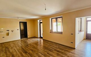 Casă renovată – Sântion, Oradea - Poză 3