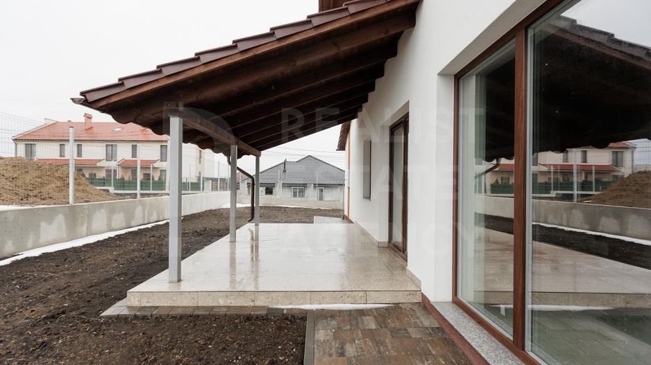 Vânzare, casă, 2 nivele, satul Sociteni, Ialoveni - Poză 2