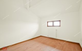 Vanzare vilă in Galati, renovată complet in 2025, 3 nivele, cu terasa - Poză 3