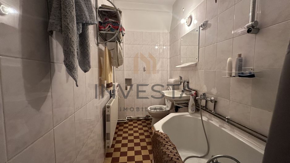 Casă cu teren de 890 mp/ Cartier Gruia - Poză 6