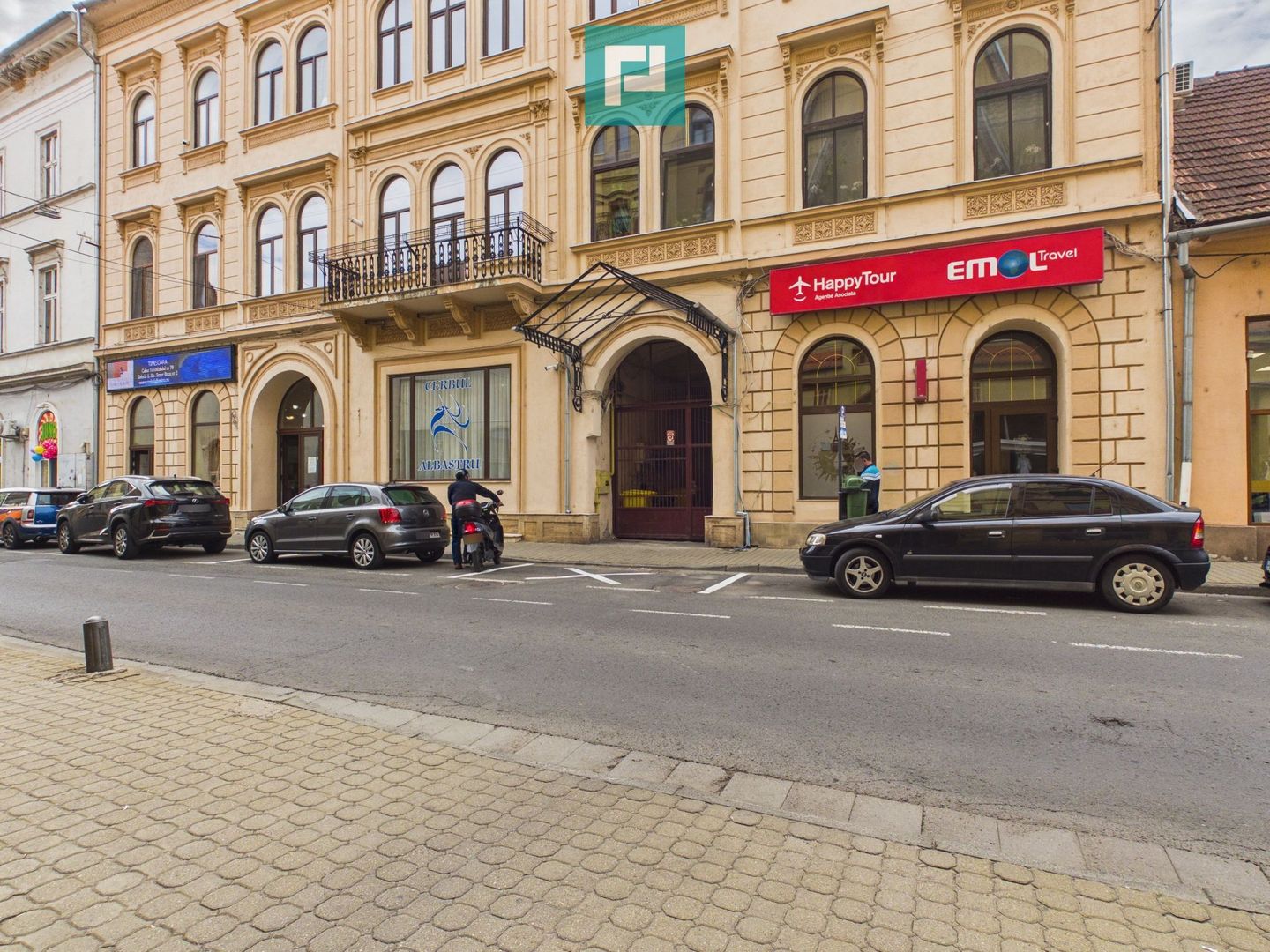 Apartament cu 4 camere – Zona Centrală - Poză 15