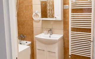 Apartament 2 camere decomandate, parcare subterană, zona Golden Tulip - Poză 6