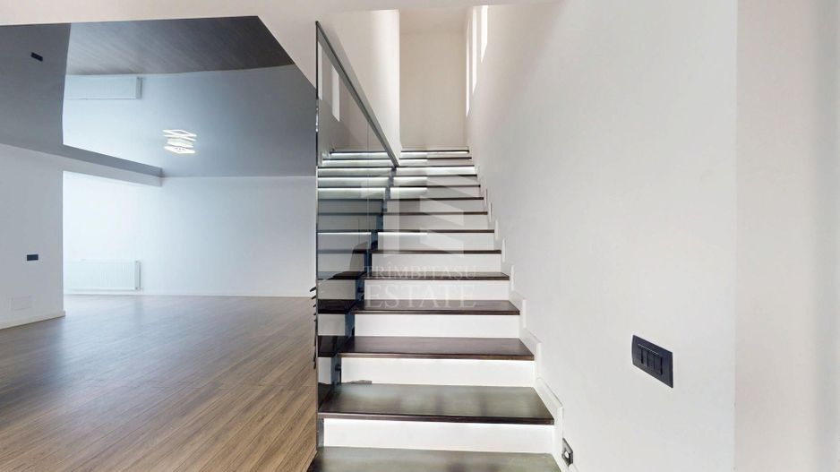 Casa 7 camere 2024  Carrefour Colentina - Poză 23