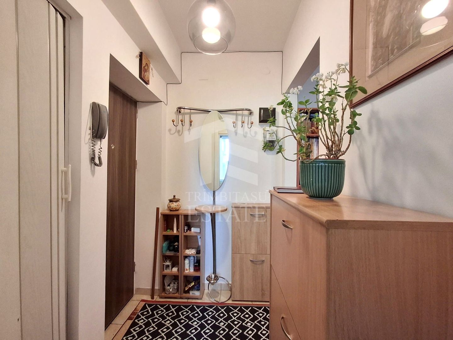 De Vanzare Apartament 2 Camere  zona Magheru - Poză 10