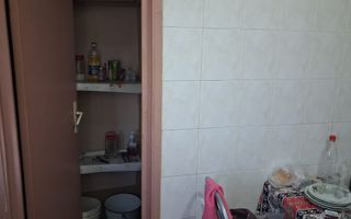 Aprtament 3 camere, decomandat, etaj 9, zona Institut - Poză 4