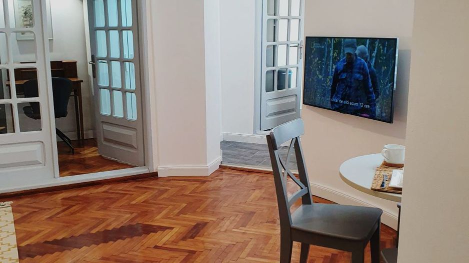 All-inclusive Studio Ultracentral Location - Romana - Poză 5