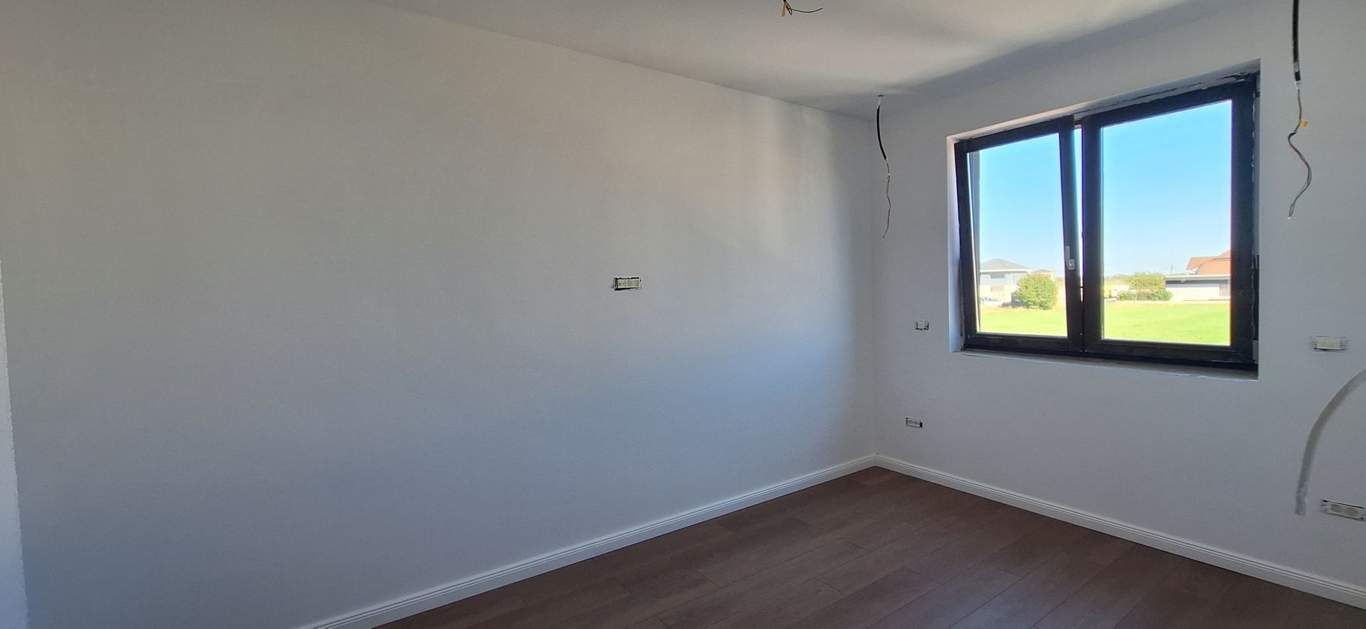 Duplex la cheie cu 5 camere - Poză 11