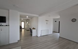 Casă-Pensiune Agroturistica spatioasa P+M Budeasa cu vedere la lac - Poză 17