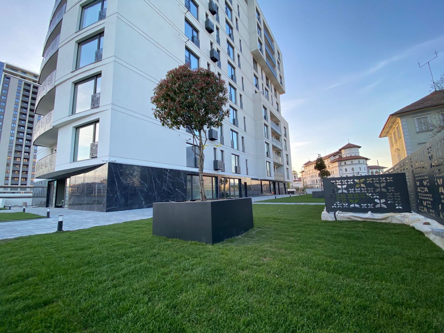 Apartament bloc nou 3 camere - parcare subterana - Poză 3