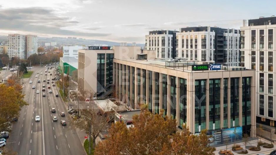 Chirie, apartament, 3 camere, Strada Calea Ieșilor, Buiucani - Poză 1