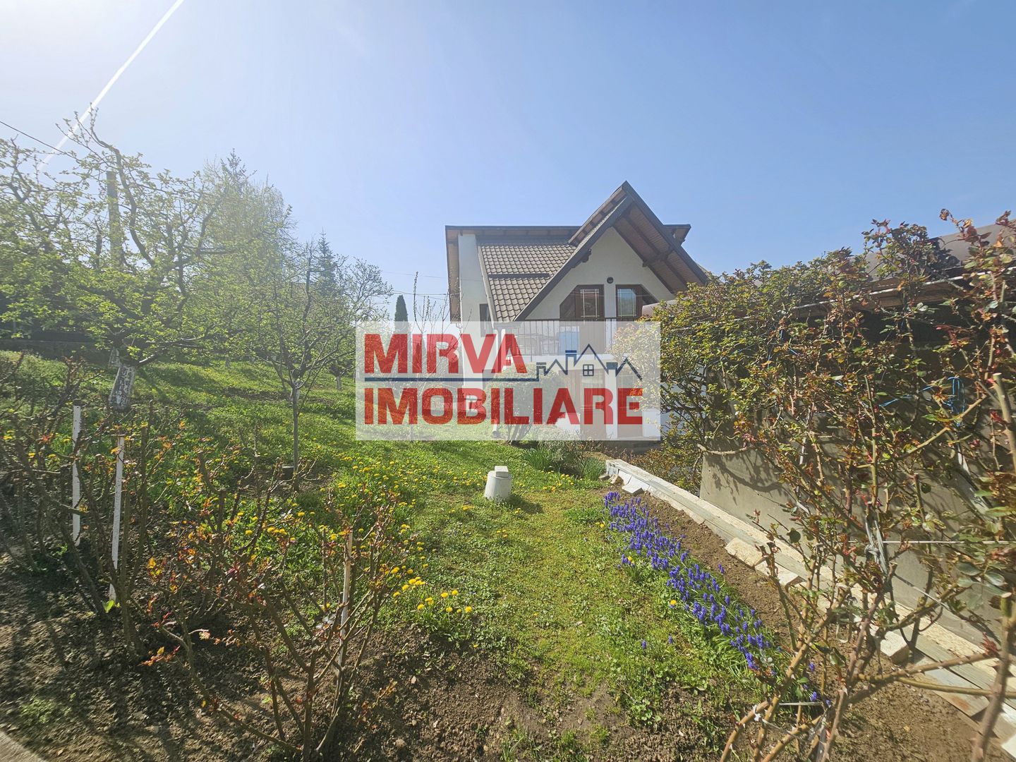 🏡 VILĂ ELEGANTĂ CU PRIVELIȘTE DEOSEBITĂ – VALENII DE MUNTE - Poză 10