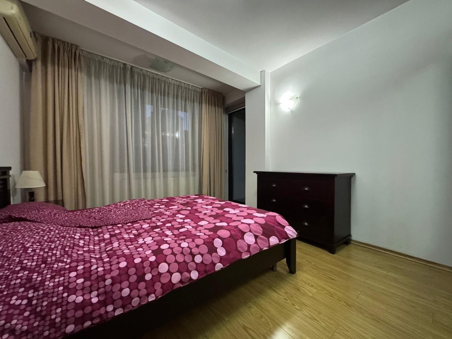 3 camere + LOC DE PARCARE inclus || DOROBANTI - Poză 10