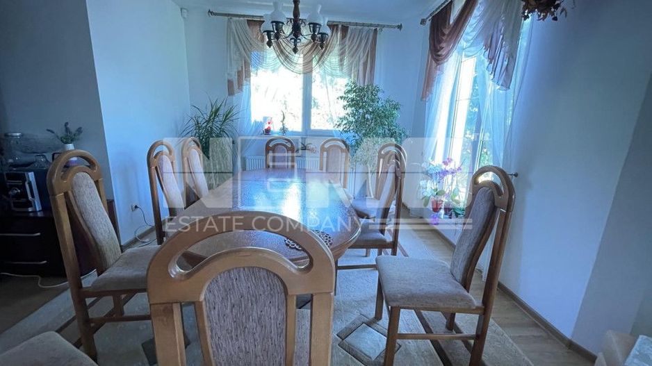 Casă cu etaj |teren generos| garaj dublu și seră | Oportunitate unică! - Poză 10