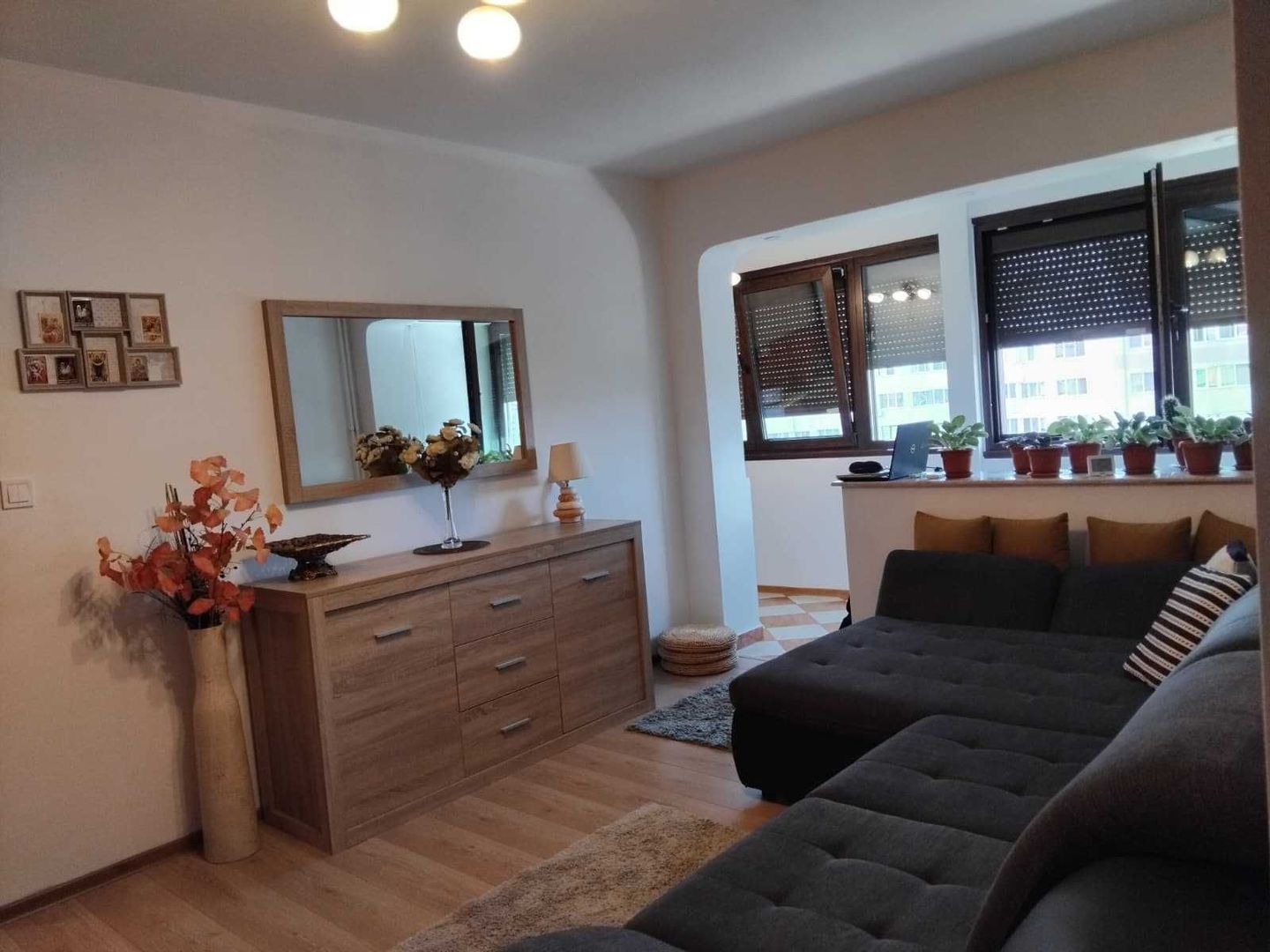 Închiriere Apartament cu 2 camere, 2 parcări incluse, ParkLake - Poză 2
