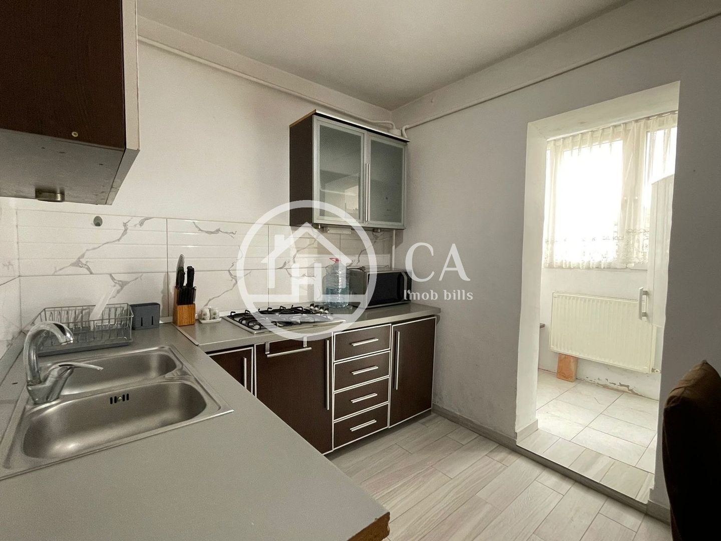 Apartament cu 3 camere de inchiriat in zona Decebal, Oradea - Poză 9
