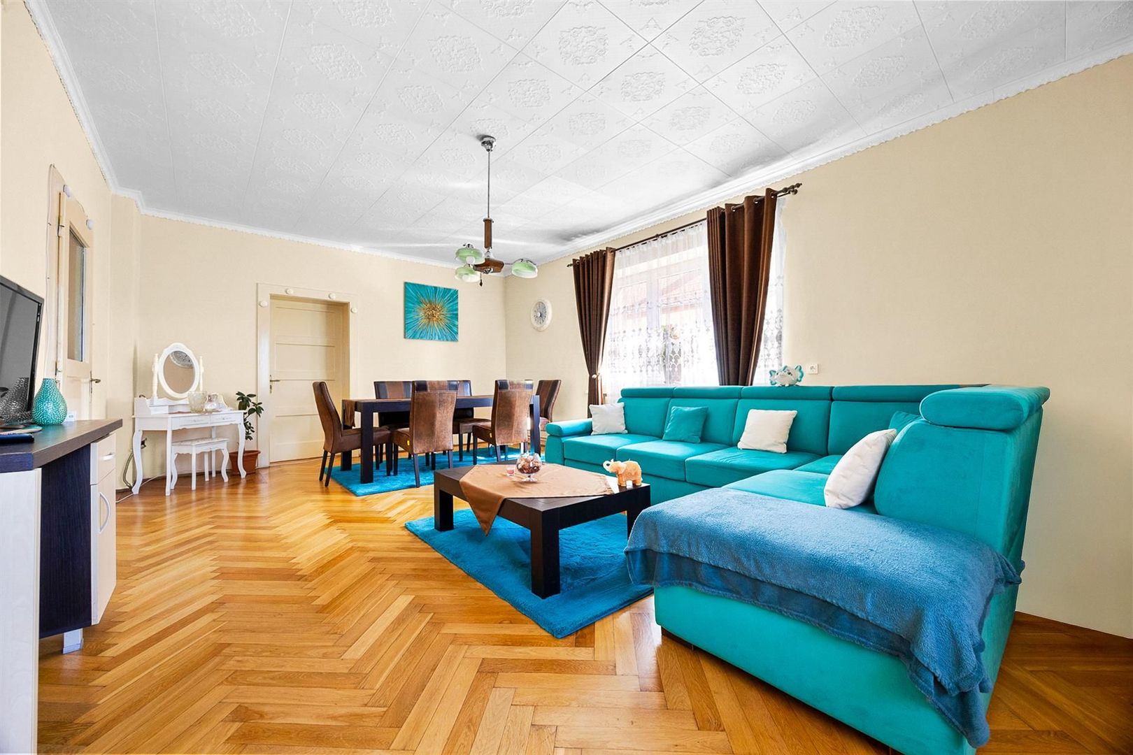 Oportunitate unica | Ap 3 camere cu 105 m utili | Priveliste | Curte Central Brasov - Poză 2