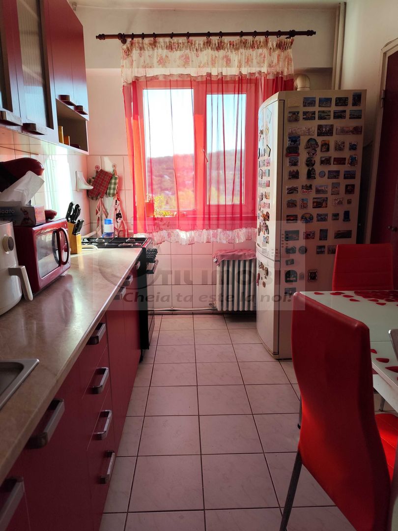 Apartament 3 camere decomandat – Piața Voievozilor, 119.000 euro - Poză 3