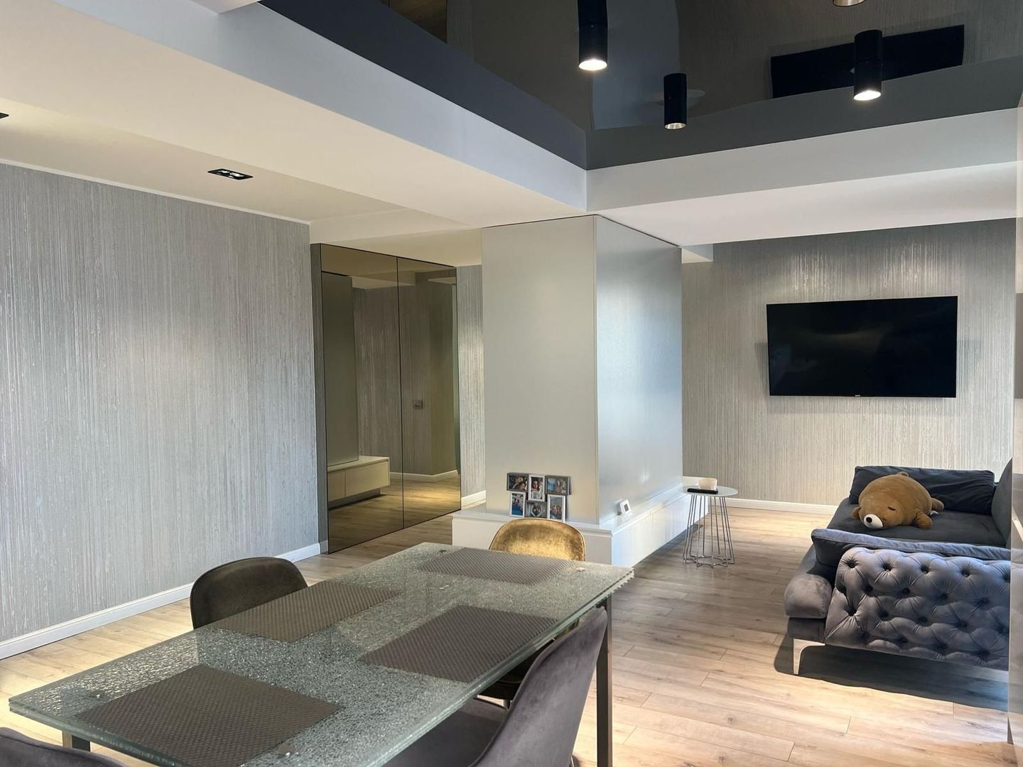 Apartament OTOPENI Central 3 camere LUX, parcare SUBTERANA - Poză 5