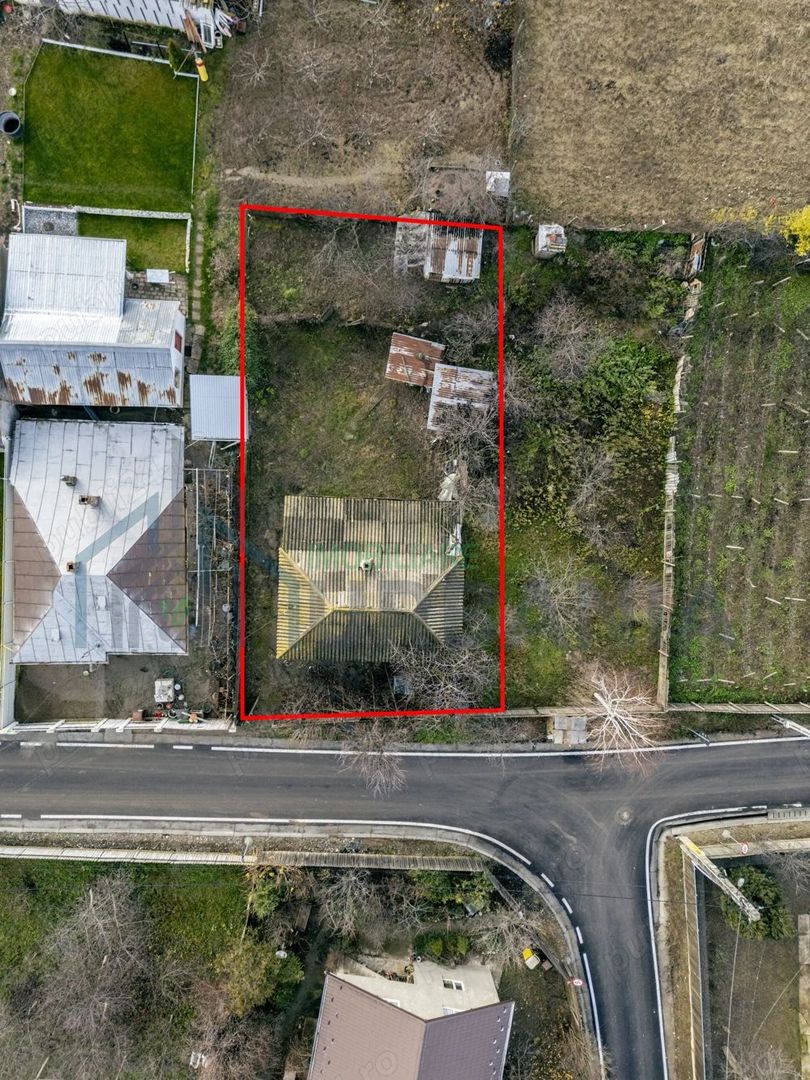 Casa Batraneasca Utilitati la poarta, asfalt nou, 15 min de Iasi - Poză 4