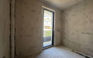 Apartament cu 2 camere decomandate de vanzare, Bloc Nou - Poză 3