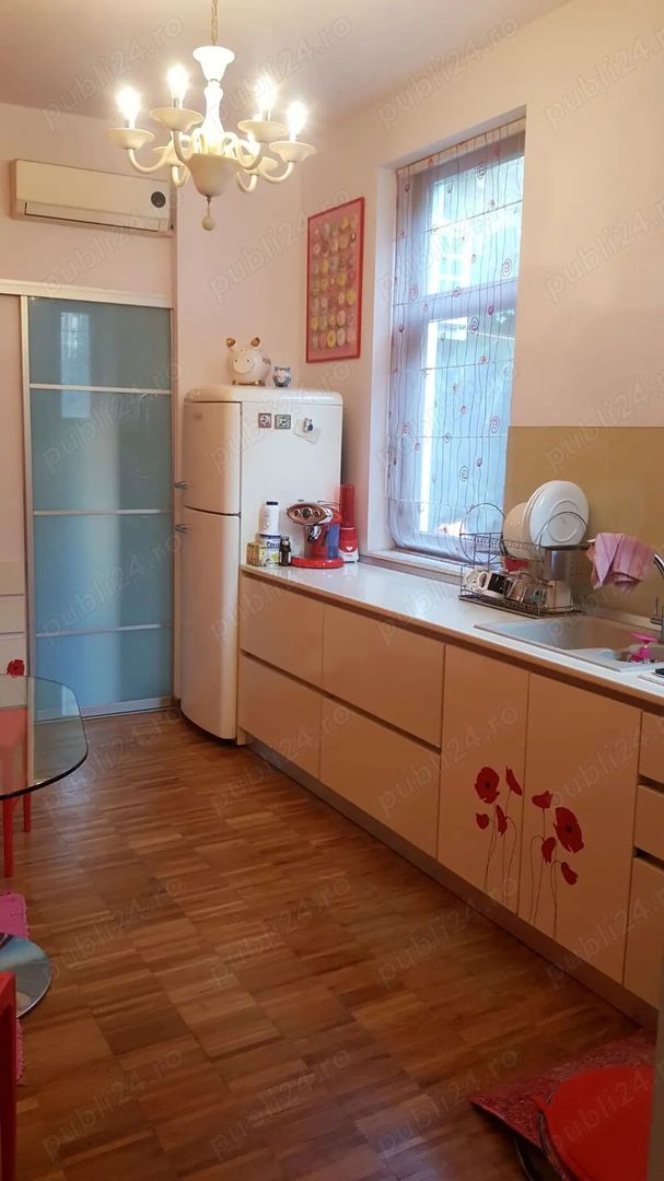 De Inchiriat Vila 5 Camere Parc Ronda - Matei Voievod sector 2 - Poză 6