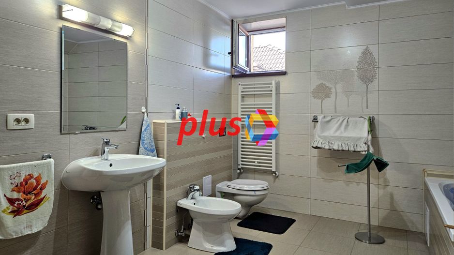 Casă plus Spațiu comercial  741 mp, Teren 906 mp Brasov - zona Blumana - Poză 42