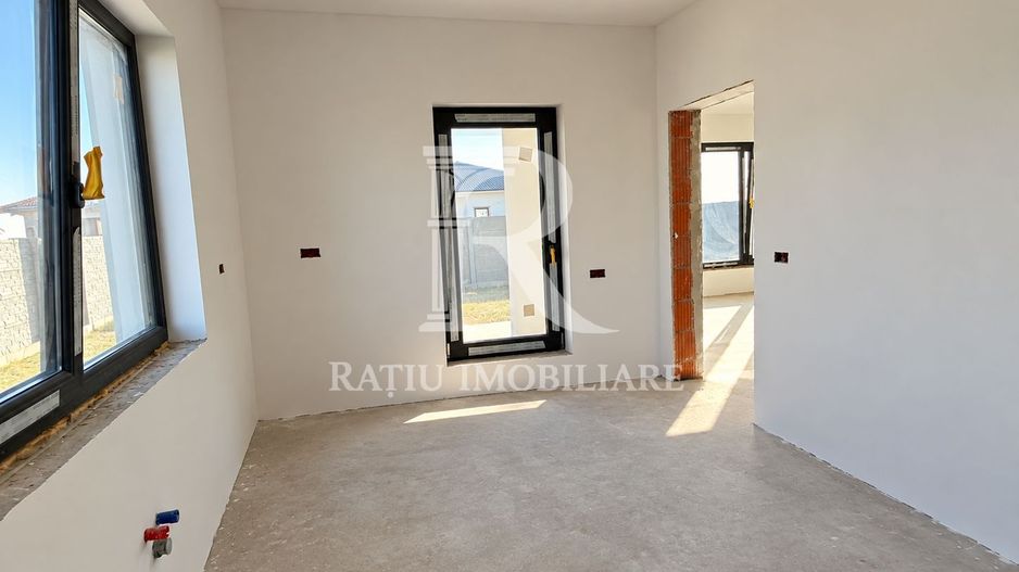 Casă nouă cu teren de 500 mp | Sântandrei | Semifinisată sau la cheie - Poză 9