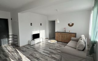 Vand apartament cu 2 camere - Poză 2