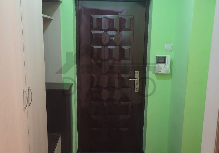 Apartament de inchiriat cu  o cameră etaj 1 pe strada munteniei - Poză 4