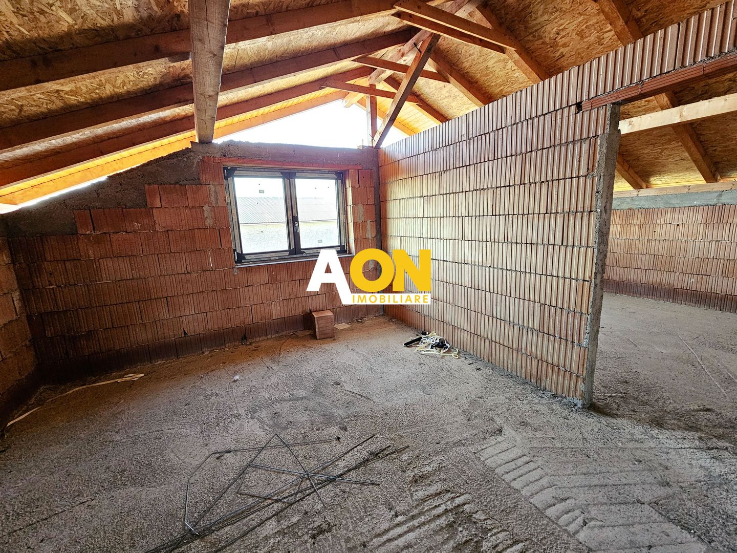 Casa la rosu, 5 camere, garaj, 479 mp teren, com. Ciugud - Poză 13