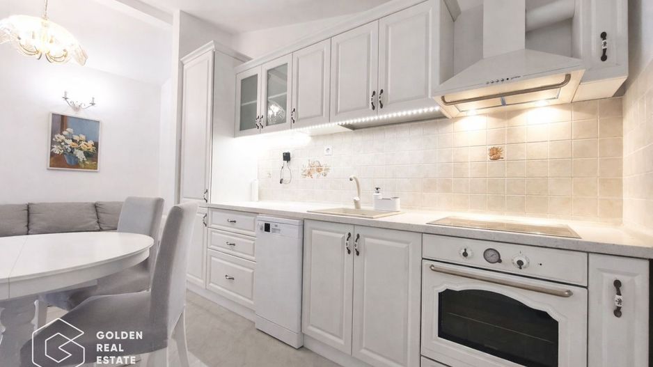 Casă zona Circumvalațiunii, aproape de City of Mara - Poză 2