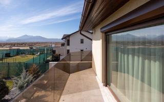 Casa 6 dormitoare+4 bai -1500 mp teren-Sacele - Poză 35